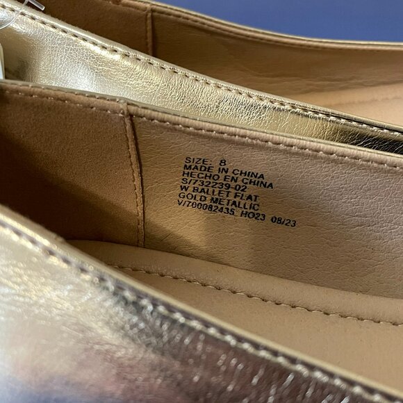 GAP Gold Flats with Bow Detail - Picture 2 of 10